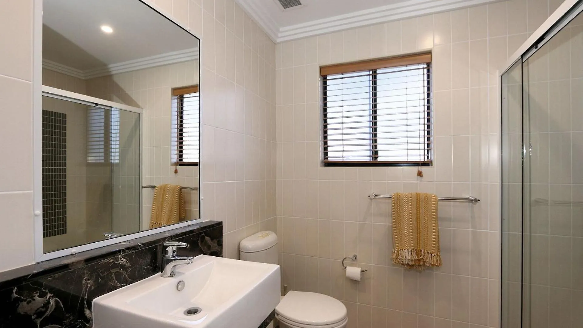 501 Pacific Reef Apartment Bargara 0*,  Australia